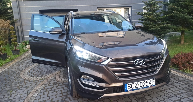 Hyundai Tucson cena 71900 przebieg: 77700, rok produkcji 2016 z Łask małe 596